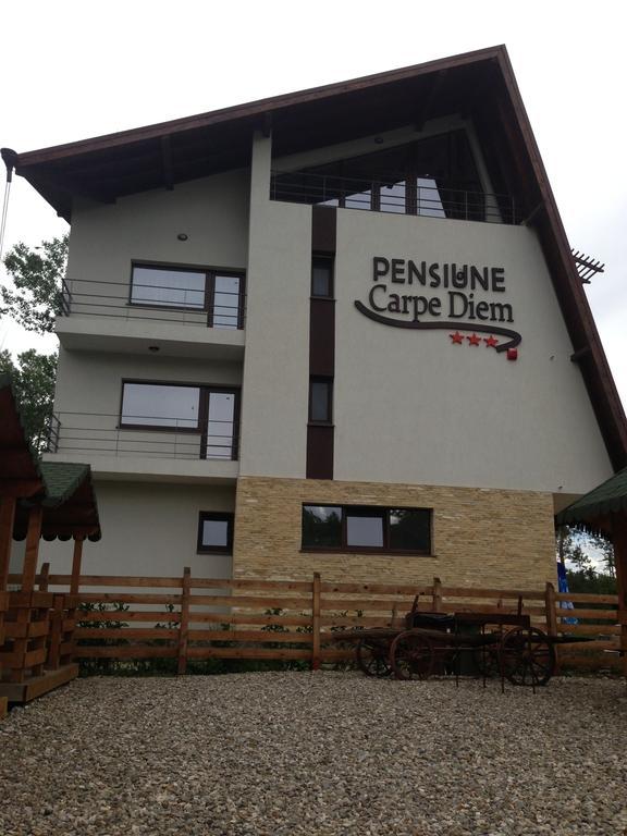 Pensiunea Carpe Diem Râmnicu Vâlcea Exteriör bild