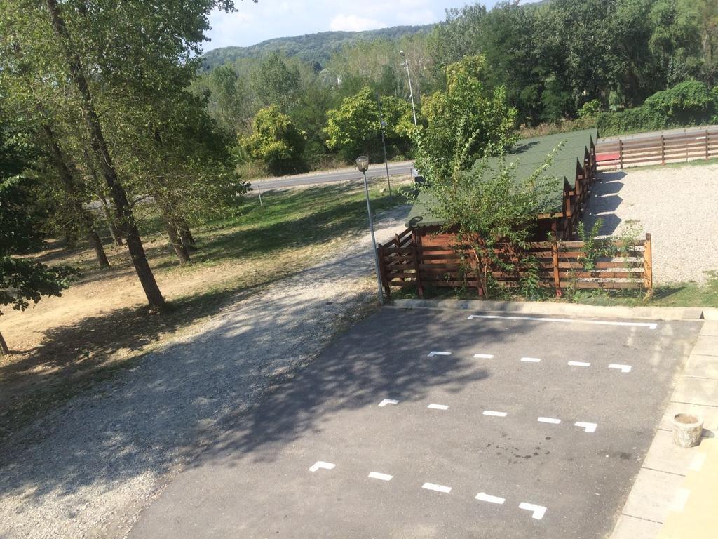 Pensiunea Carpe Diem Râmnicu Vâlcea Exteriör bild